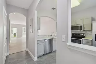 3430 High Hampton Cir, Tampa, FL 33610 - Photo 19