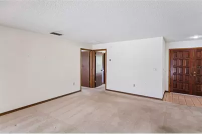 2715 Laurel Oak Drive, Plant City, FL 33566 - Photo 9