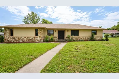 35025 Raintree Dr, Fruitland Park, FL 34731 - Photo 3