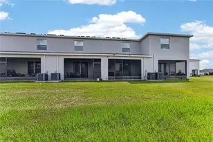 33046 Major Oak Dr, Wesley Chapel, FL 33545 - Photo 19