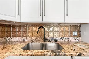 7700 Sun Island Dr S, South Pasadena, FL 33707 - Photo 13