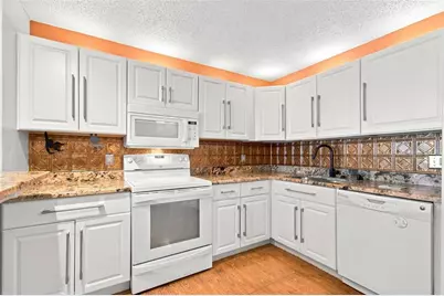 7700 Sun Island Drive S #202, South Pasadena, FL 33707 - Photo 11