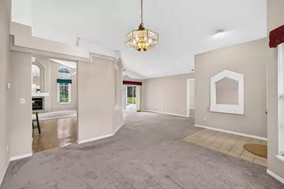 3318 Silverpond Drive, Plant City, FL 33566 - Photo 9