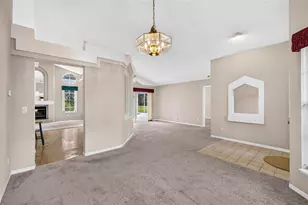 3318 Silverpond Dr, Plant City, FL 33566 - Photo 9