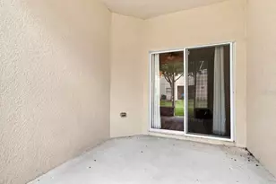 9904 Venetian River Way, Tampa, FL 33619 - Photo 51