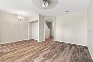 9904 Venetian River Way, Tampa, FL 33619 - Photo 19