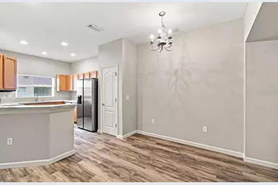 9904 Venetian River Way, Tampa, FL 33619 - Photo 25