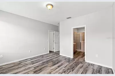 9904 Venetian River Way, Tampa, FL 33619 - Photo 35