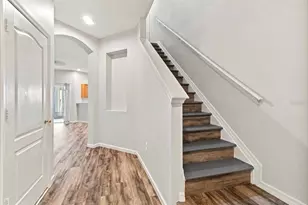 9904 Venetian River Way, Tampa, FL 33619 - Photo 15