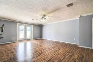 11327 Carter Grove Ln, Thonotosassa, FL 33592 - Photo 21