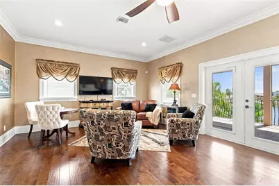11220 8th Street E, Treasure Island, FL 33706 - Photo 37