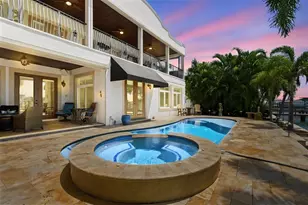 11220 8th St E, Treasure Island, FL 33706 - Photo 1