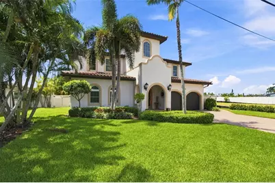 11220 8th Street E, Treasure Island, FL 33706 - Photo 5