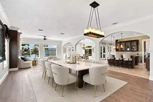 11220 8th St E, Treasure Island, FL 33706 - Photo 13