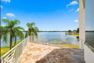 11609 Carrollwood Dr, Tampa, FL 33618 - Photo 9
