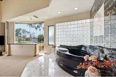 11609 Carrollwood Drive, Tampa, FL 33618 - Photo 57