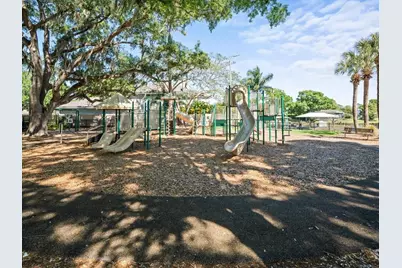 11609 Carrollwood Drive, Tampa, FL 33618 - Photo 95