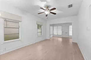 304 W Flora St, Tampa, FL 33604 - Photo 5