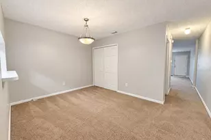 2260 Fluorshire Dr, Brandon, FL 33511 - Photo 11