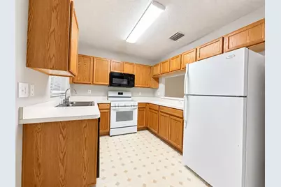 2260 Fluorshire Drive, Brandon, FL 33511 - Photo 7