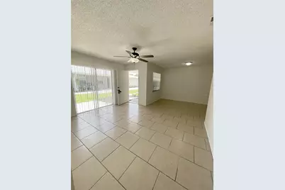3255 Bloomingdale Villas Court, Brandon, FL 33511 - Photo 3