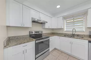 1906 Hammock Pine Blvd, Clearwater, FL 33761 - Photo 7