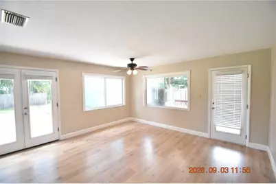 906 7th Avenue SW #Right, Largo, FL 33770 - Photo 15