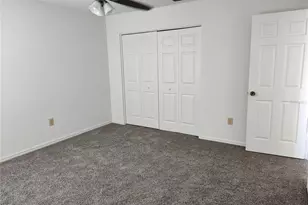 27536 Breakers Dr, Wesley Chapel, FL 33544 - Photo 9
