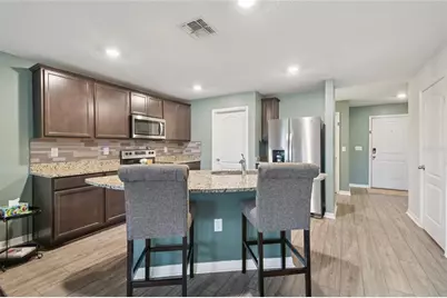 5228 New Friendship Pl, Tampa, FL 33619 - Photo 5
