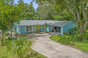 22002 Darley Pl, Land O Lakes, FL 34639 - Photo 17