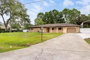 8210 Westridge Dr, Tampa, FL 33615 - Photo 1