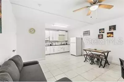 8210 Westridge Drive, Tampa, FL 33615 - Photo 9
