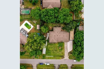 8210 Westridge Drive, Tampa, FL 33615 - Photo 5