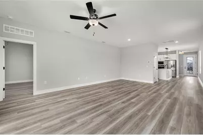 7701 Somersworth Drive, Kissimmee, FL 34747 - Photo 9