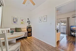 327 25th St S, Saint Petersburg, FL 33712 - Photo 9
