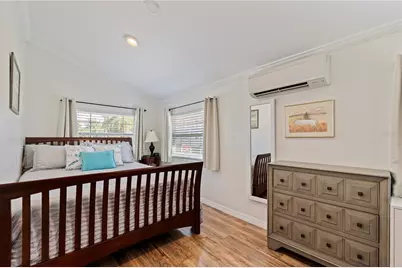 327 25th Street S, Saint Petersburg, FL 33712 - Photo 19