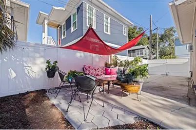 327 25th Street S, Saint Petersburg, FL 33712 - Photo 23