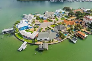 290 Bayside Dr, Clearwater Beach, FL 33767 - Photo 79