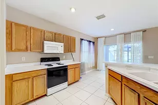 7931 Carriage Pointe Dr, Gibsonton, FL 33534 - Photo 21