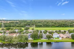 7931 Carriage Pointe Dr, Gibsonton, FL 33534 - Photo 59