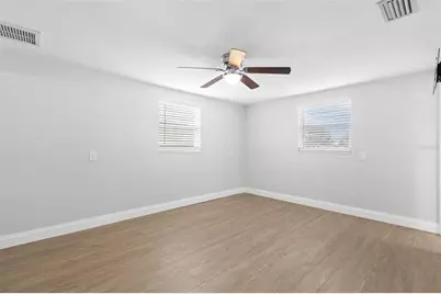 6100 Woodrow Wilson Boulevard NE, Saint Petersburg, FL 33703 - Photo 25