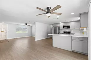 6100 Woodrow Wilson Blvd NE, Saint Petersburg, FL 33703 - Photo 13