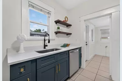 1102 E Chelsea Street, Tampa, FL 33603 - Photo 15