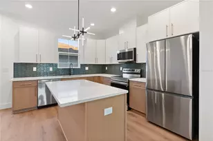 2614 N 23rd St, Tampa, FL 33605 - Photo 3