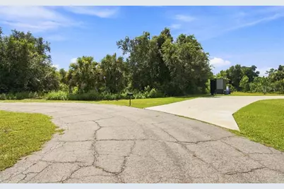 Peale Circle, North Port, FL 34288 - Photo 3