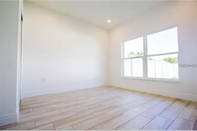 669 Lake Shore Parkway, Davenport, FL 33896 - Photo 9