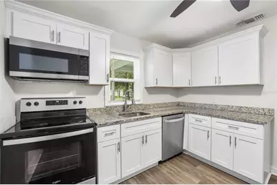 1717 W Mohawk Avenue, Tampa, FL 33603 - Photo 11