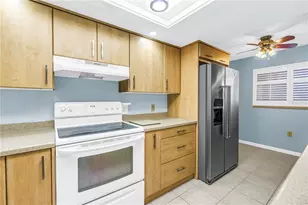 103 1st St E, Tierra Verde, FL 33715 - Photo 11