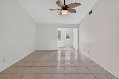 3178 Cloverplace Drive, Palm Harbor, FL 34684 - Photo 9