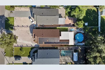 8712 Fountain Avenue, Tampa, FL 33615 - Photo 3